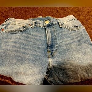 Men’s blue jeans, size 31/32, never worn! Perfect condition.